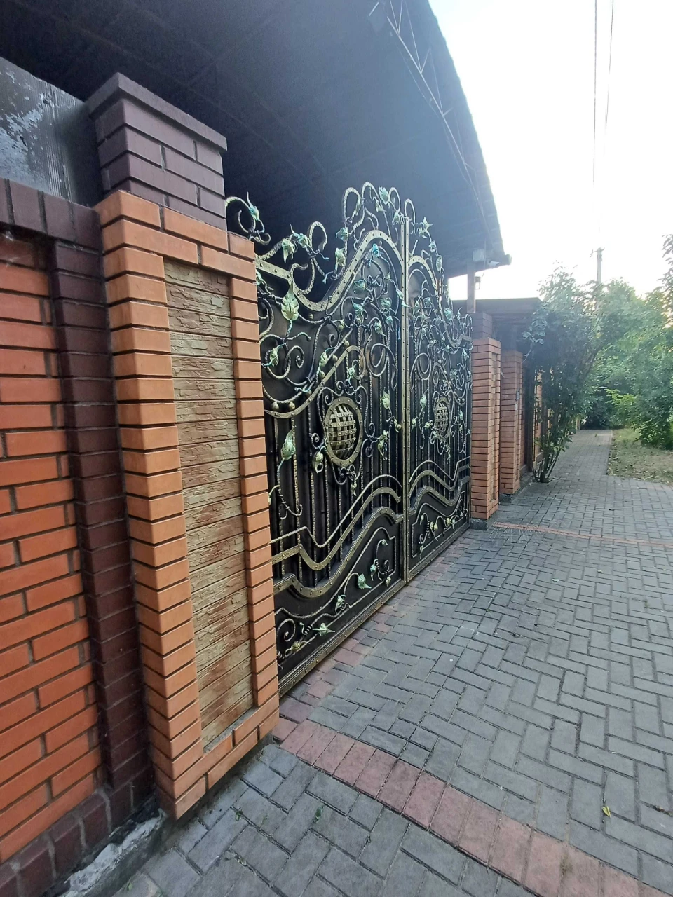 Продажа большого частного дома • 300 м² • авторский ремонт •