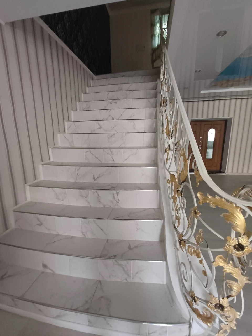 Продажа большого частного дома • 300 м² • авторский ремонт •