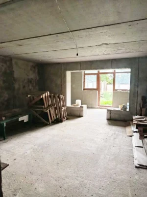 продам 2 поверховий 3 рівневий будинок дуплекс в Інгульськом