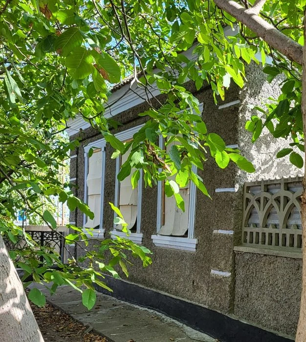 Продаю дом на две семьи.Работаем по програме.