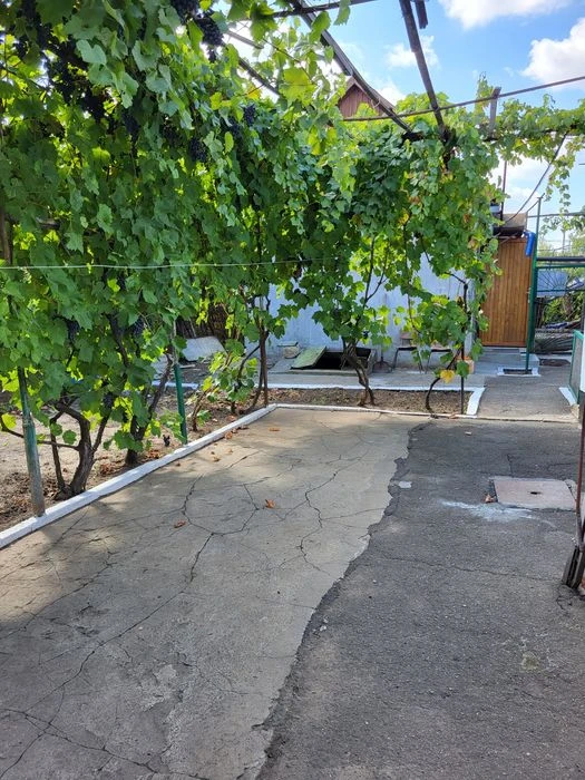 Продаю дом на две семьи.Работаем по програме.