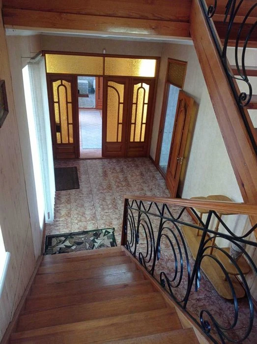 Продам ЭЛИТНЫЙ 2х этажн. дом 255м.кв, в Центре, р-он Чкалова