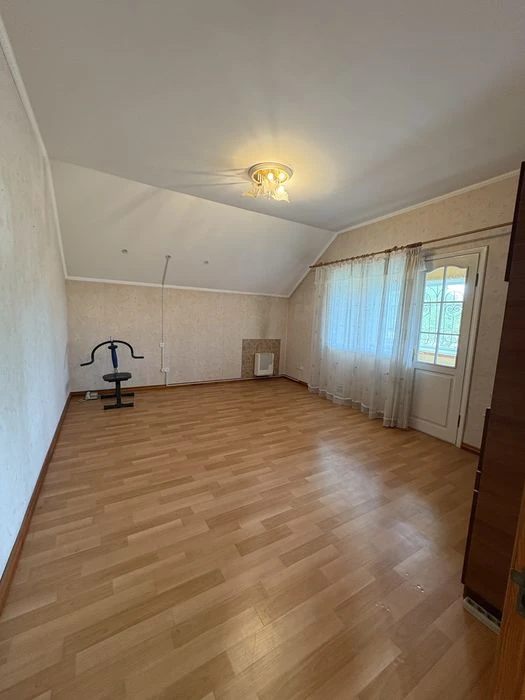 Продаж 2-х поверхового будинку в Центрі міста-250кв.м.Вул.Се