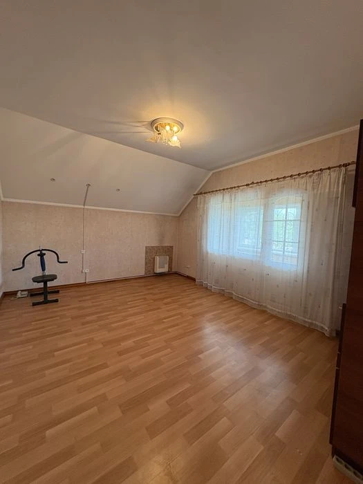 Продаж 2-х поверхового будинку в Центрі міста-250кв.м.Вул.Се