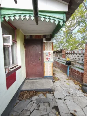 Продаю частину будинка. Варварівка