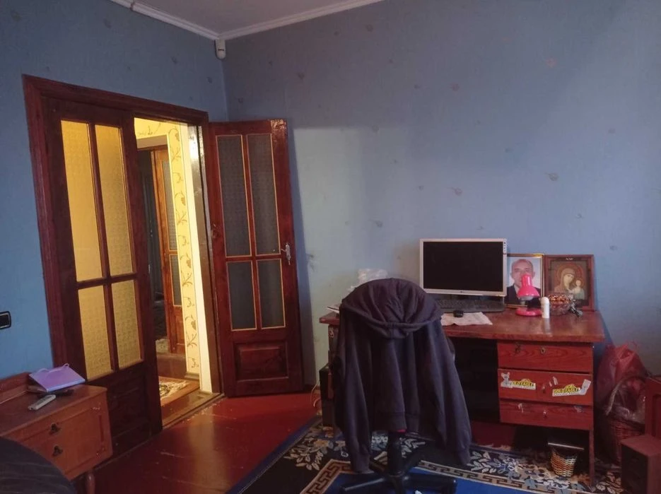 Продам 2х эт.дом 2008г.п.в Матвеевке 6 комн 188 общ в/у