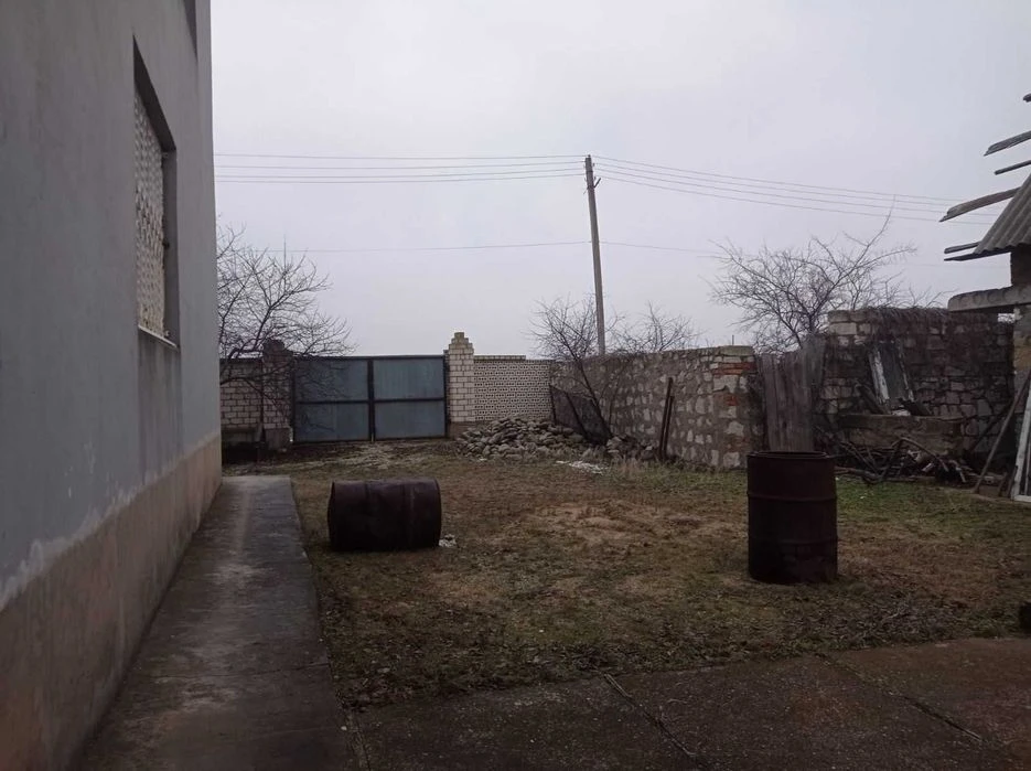 Продам 2х эт.дом 2008г.п.в Матвеевке 6 комн 188 общ в/у