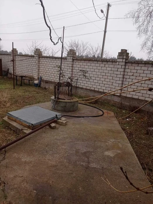 Продам 2х эт.дом 2008г.п.в Матвеевке 6 комн 188 общ в/у