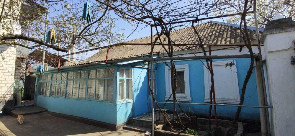 Продаются два дома в одном дворе, в/у, Корабельный. сертифик