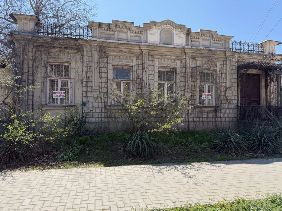Продаю ликвидный ‼️ доходный дом в центре 130м2