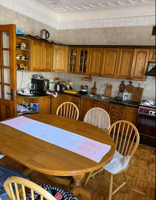 продам розкішні БУДИНКИ‼️загальною 667 та 512кв.м.Продам ВИЛ