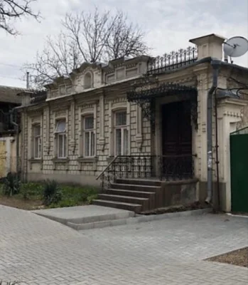 Продаж приватного будинку • 5к • 128 м² • Центр міста • #146
