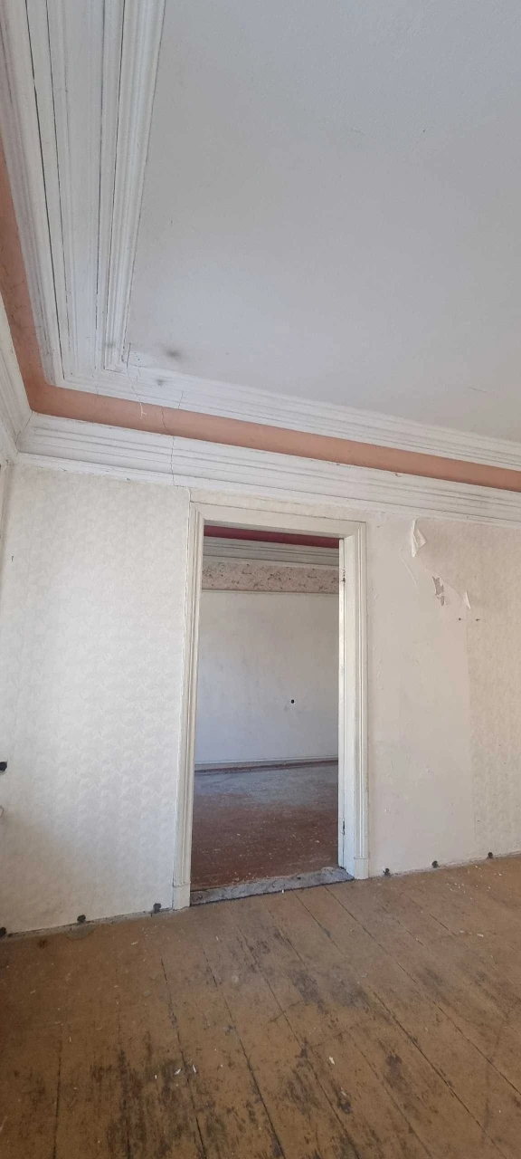 Продаж приватного будинку • 5к • 128 м² • Центр міста • #146