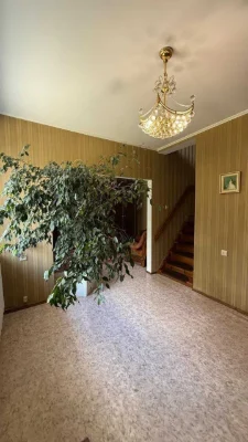 Продаж 2 поверхового мебльованого будинку 104.8 кв. м з гара