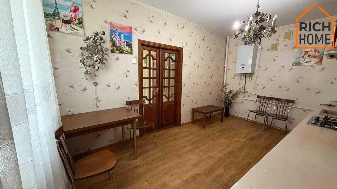 Продажа 2х этажного дома • 104.8 м² • Центр города • гараж •