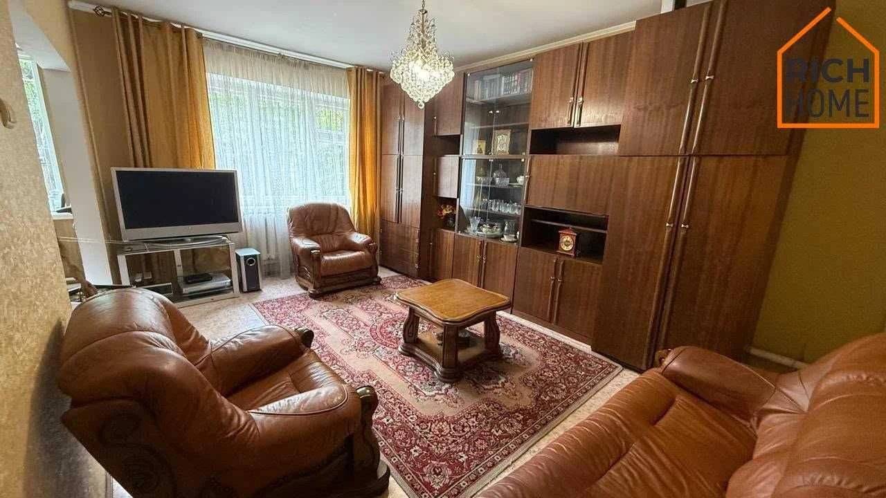 Продажа 2х этажного дома • 104.8 м² • Центр города • гараж •