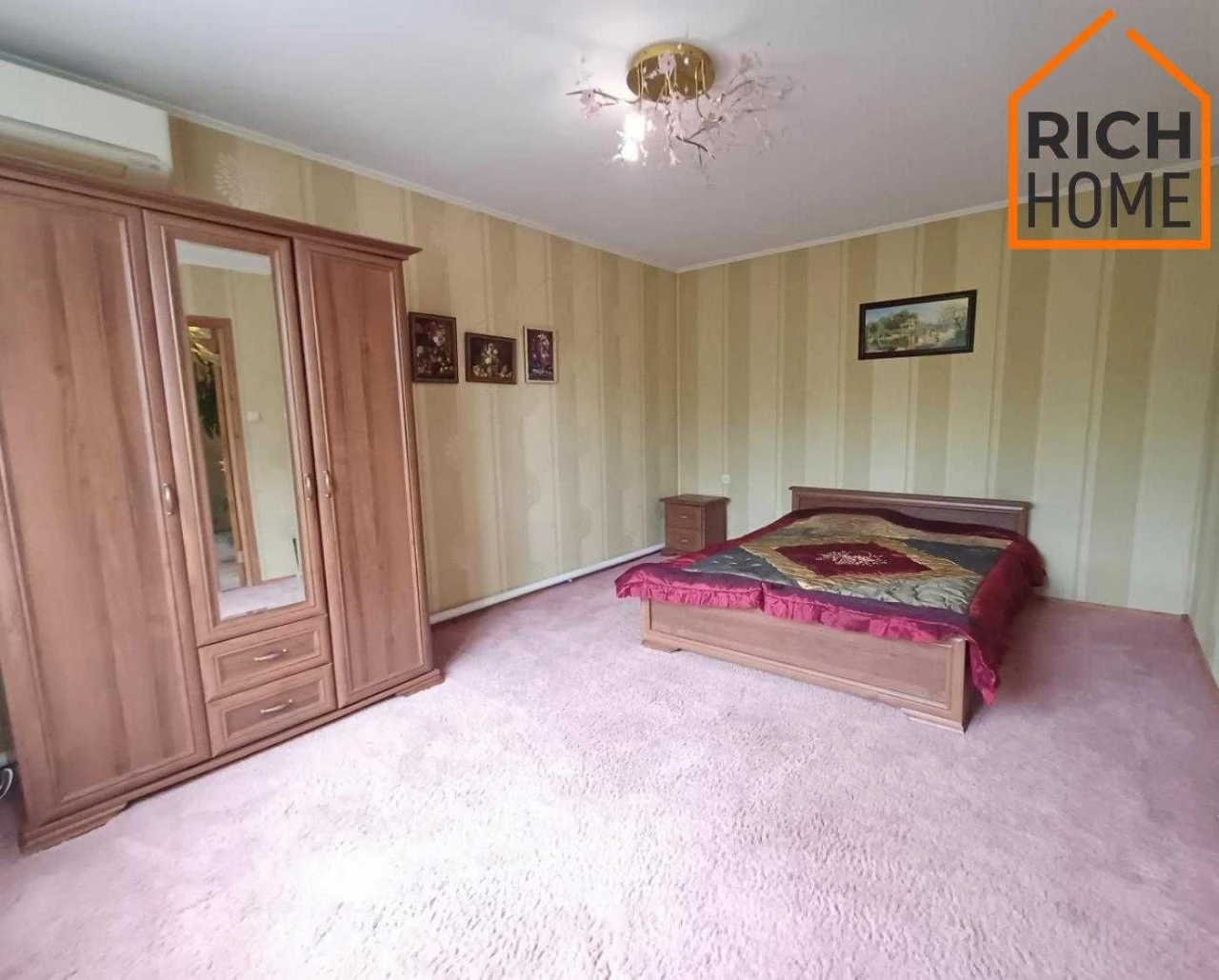 Продажа 2х этажного дома • 104.8 м² • Центр города • гараж •