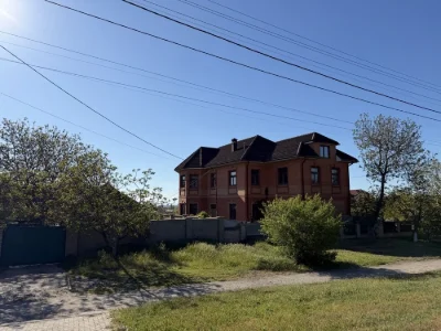 Продаю отличный дом, новострой, 388м2 в Корабельном районе,