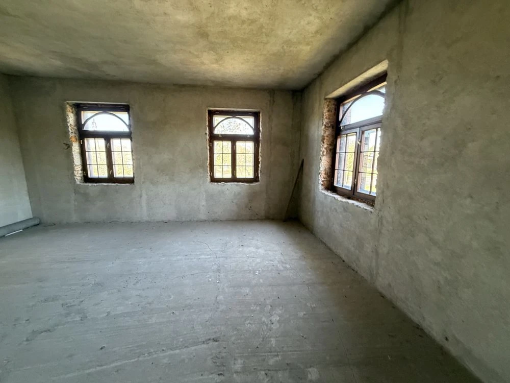 Продаю отличный дом, новострой, 388м2 в Корабельном районе,