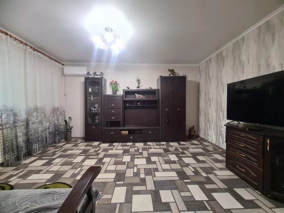 Продаю дом в Ингульском районе.