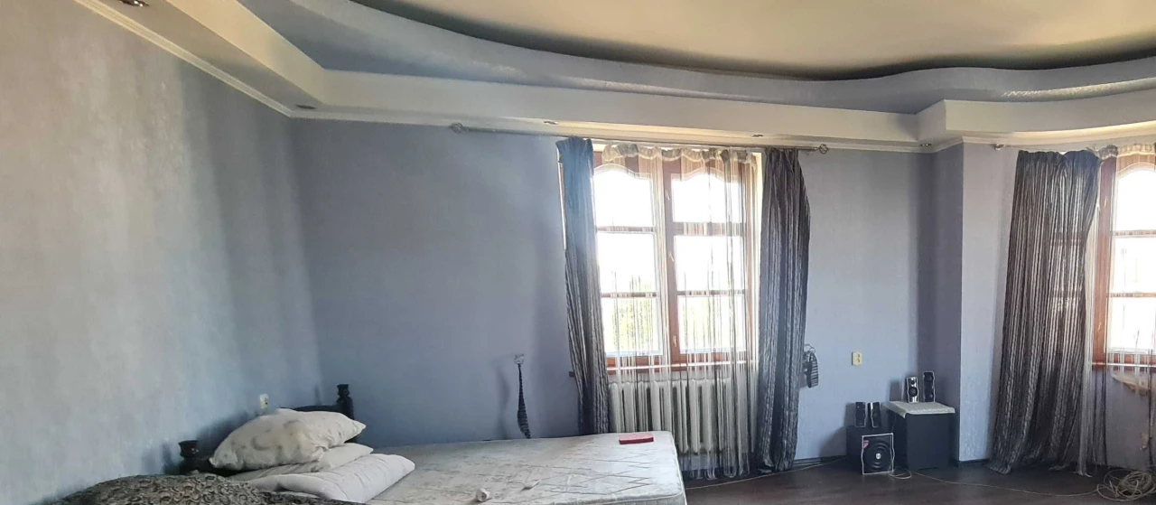 Продаж будинку 234 кв.м. вул. Кленова. Без комісійних