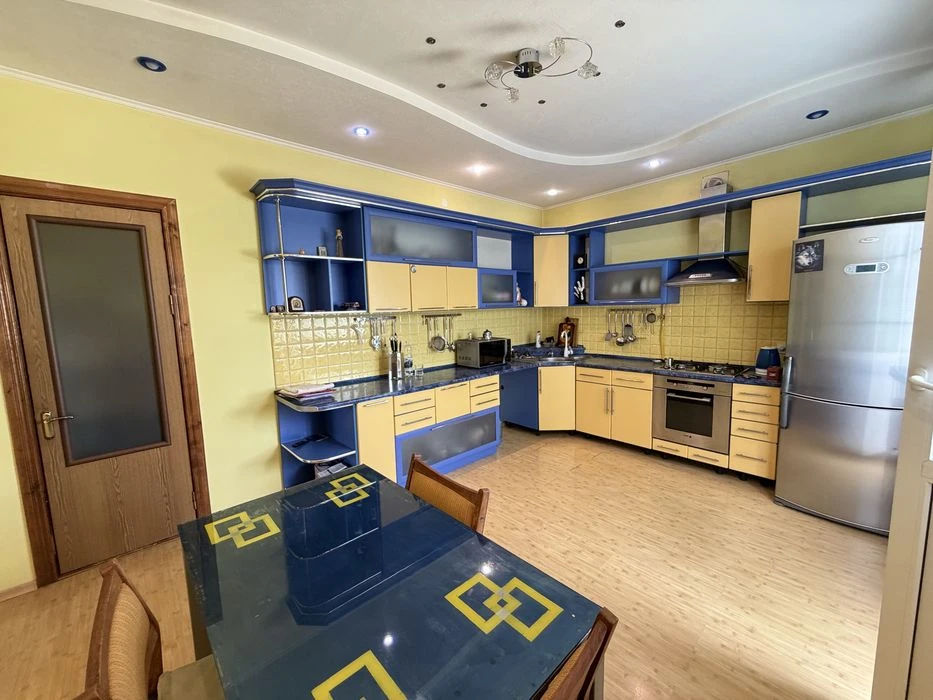 Без комісії ‼️Продам просторий 5-кімнатний будинок у Корабел