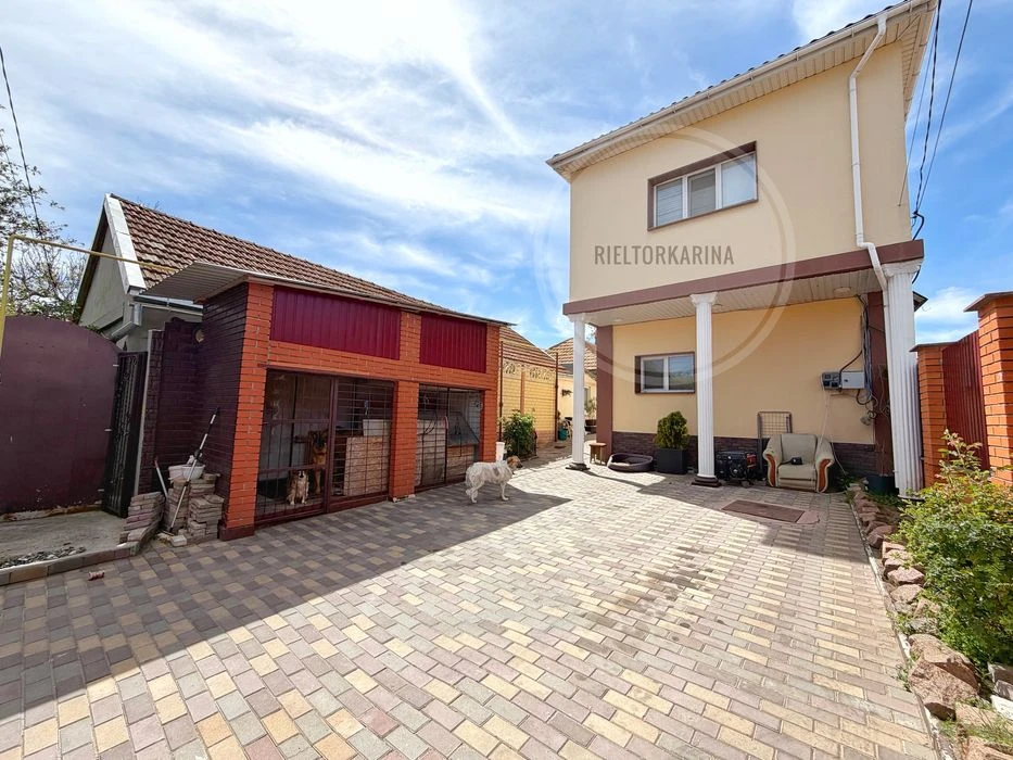 Варварівка/Веселинівський провул. 240м2 та 4 сотки землі в г