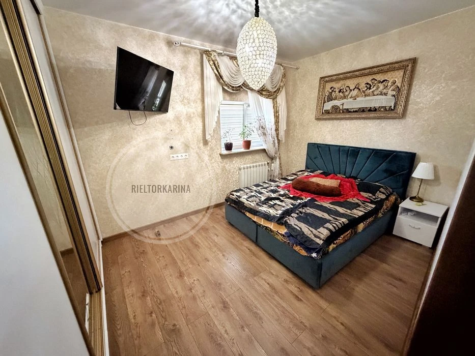 Варварівка/Веселинівський провул. 240м2 та 4 сотки землі в г