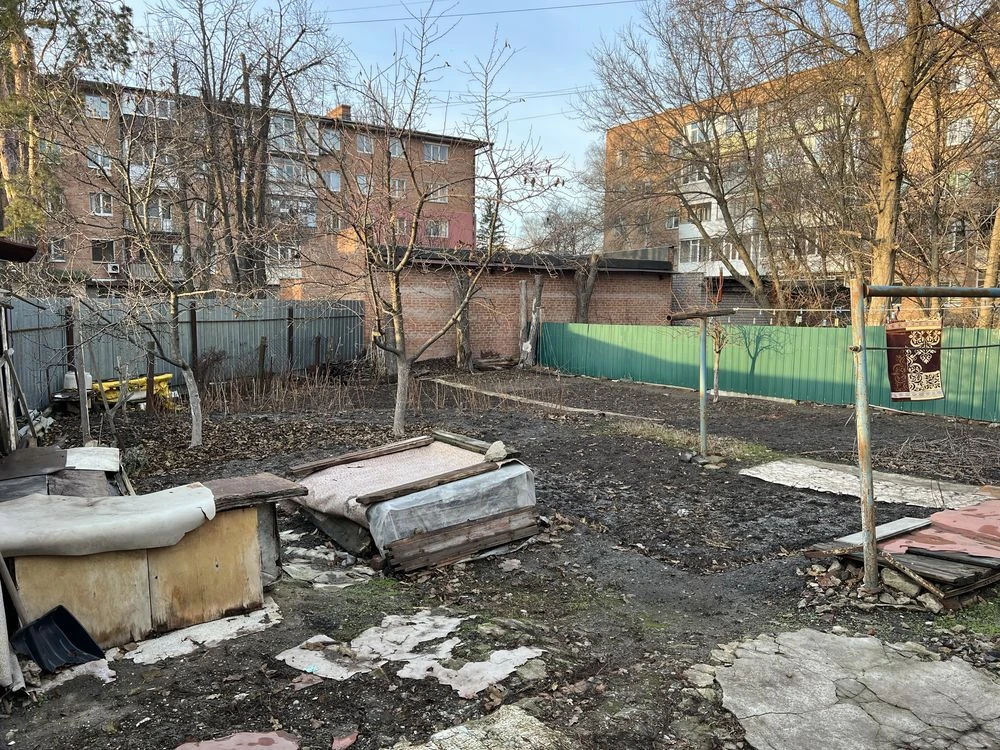 Будинок в центрі приватизована ділянка!!