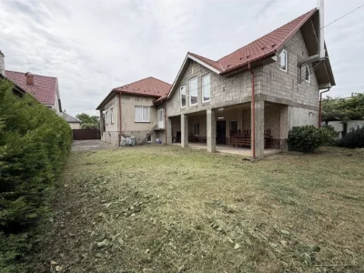 Продаж будинку в Баранинцях