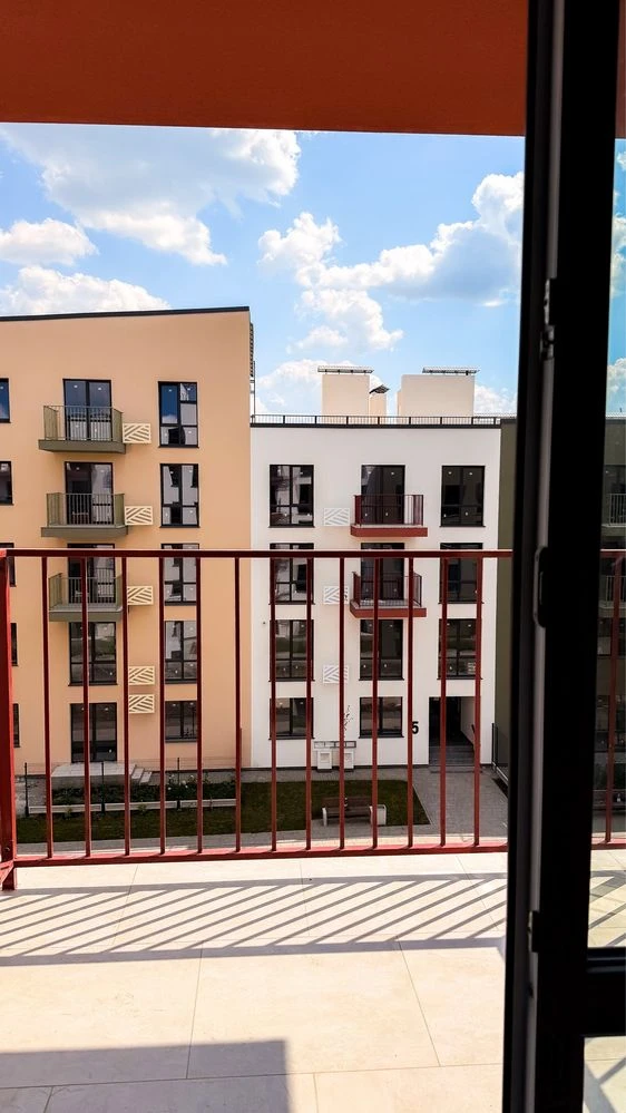 Продаж квартири в новобудові з гардеробною, ЖК Субурбія, ЄОс