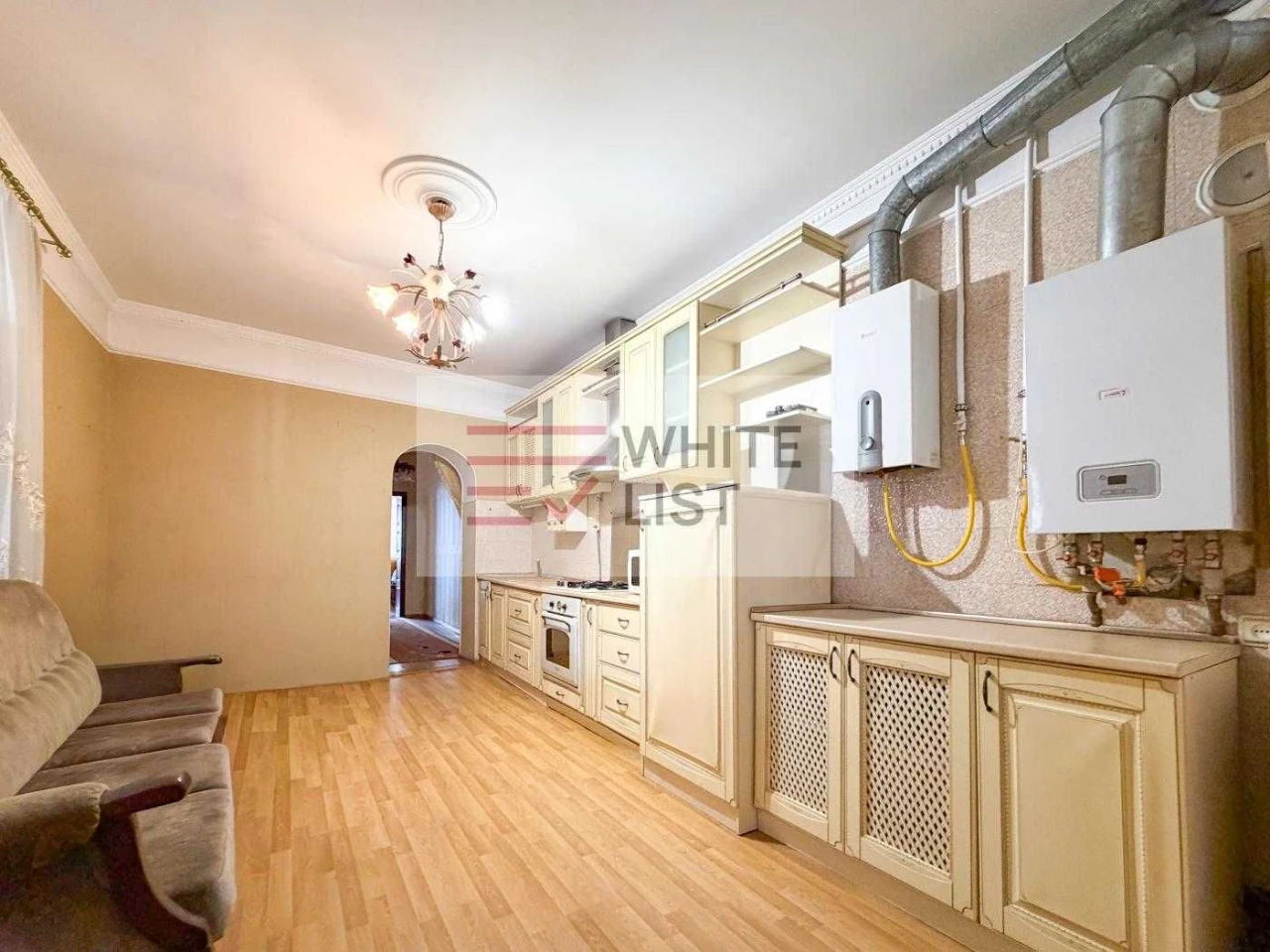 Продаж будинку вул. Ярошинської, 269м2