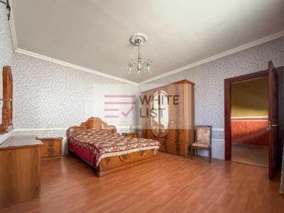 Продаж будинку вул. Ярошинської, 269м2