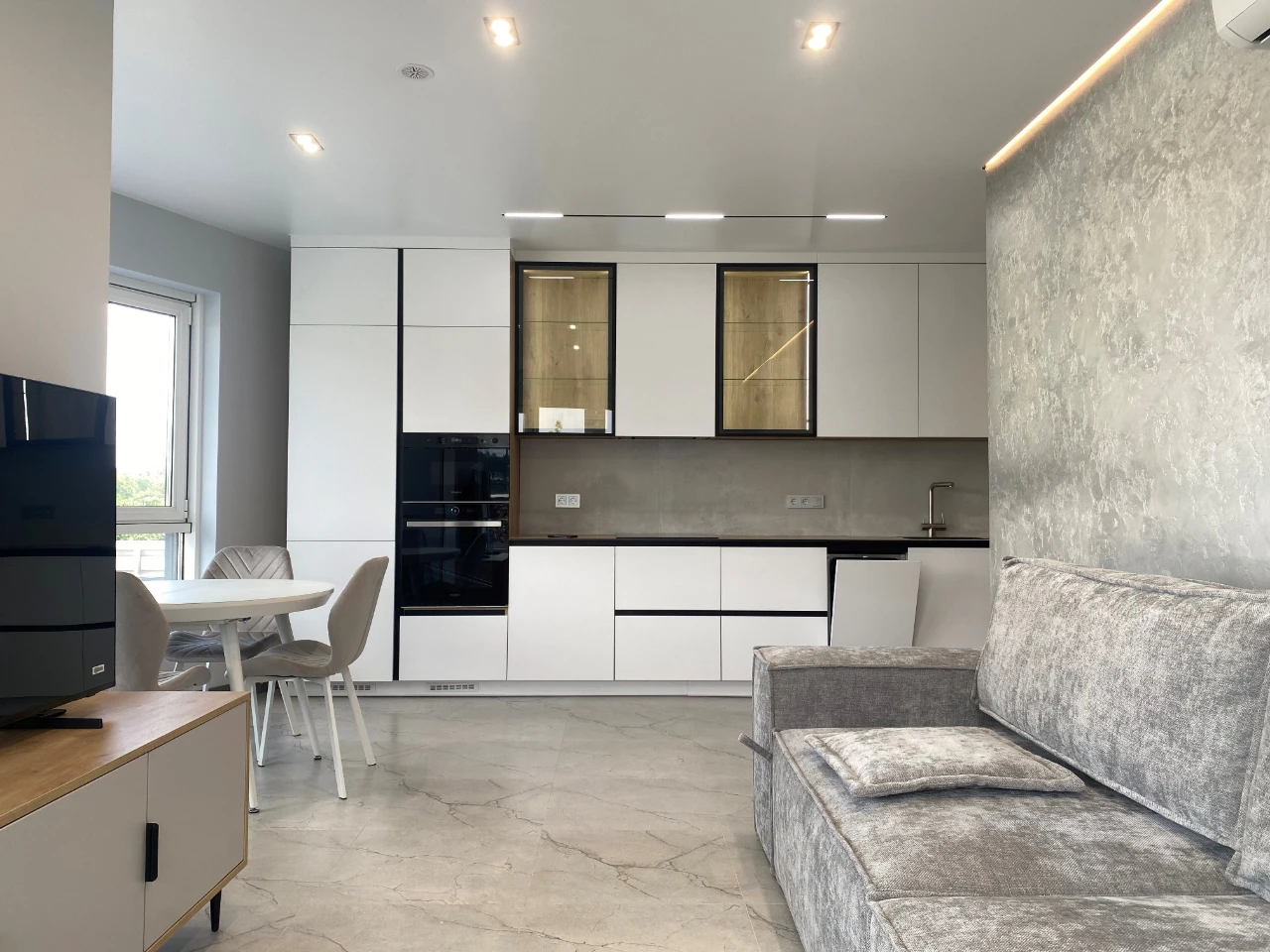 Аренда 3-комнатной квартиры 71 м², ЖК White Lines, ДОМ 2