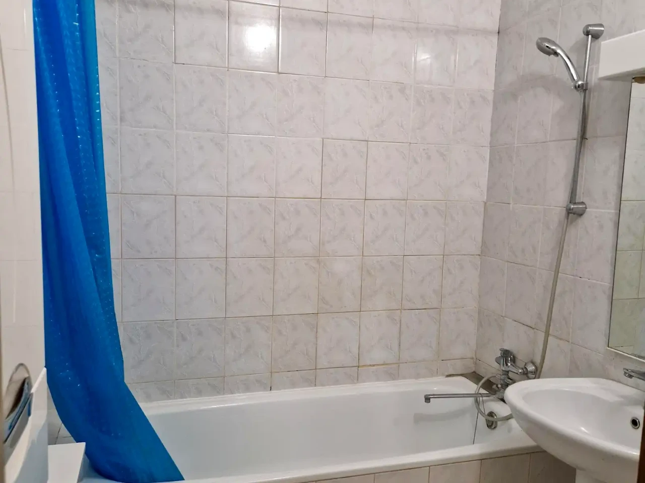 Оренда квартири 2-кімн. 74.8 м² 5/16 пов.