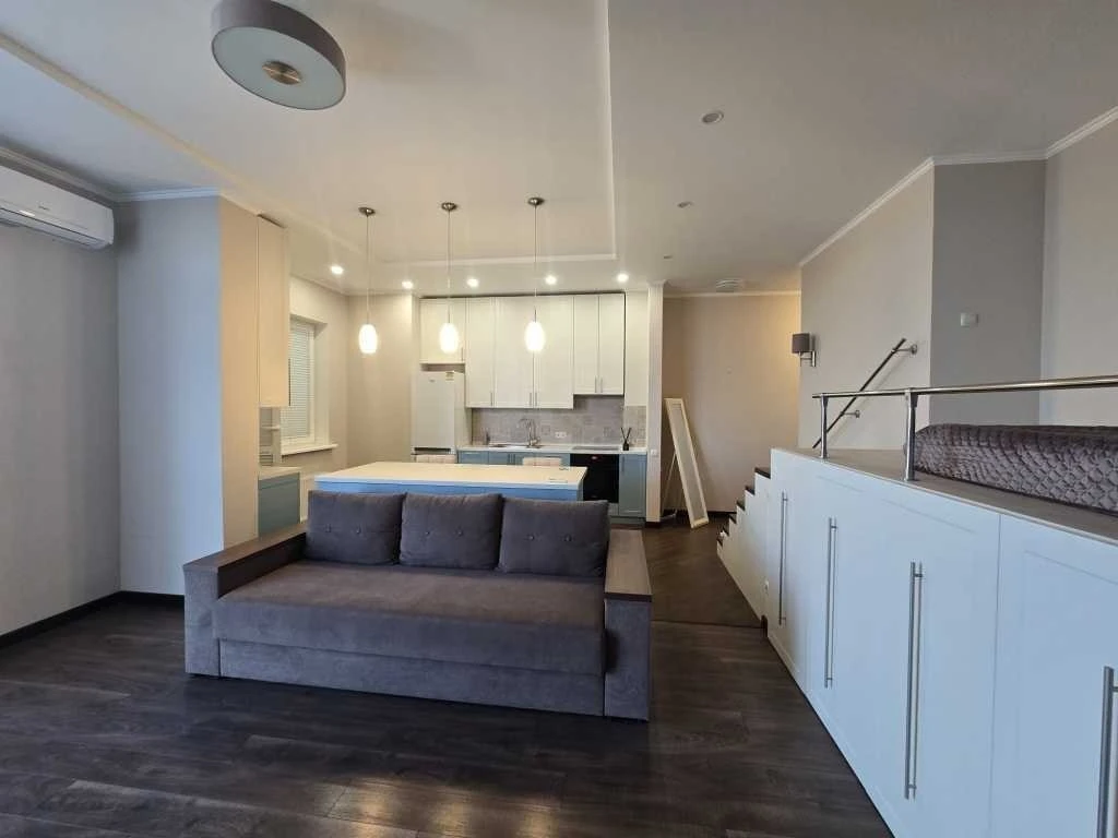 1-room apartment 55 m² for sale, Andreya Sovy Street, Verhogl
