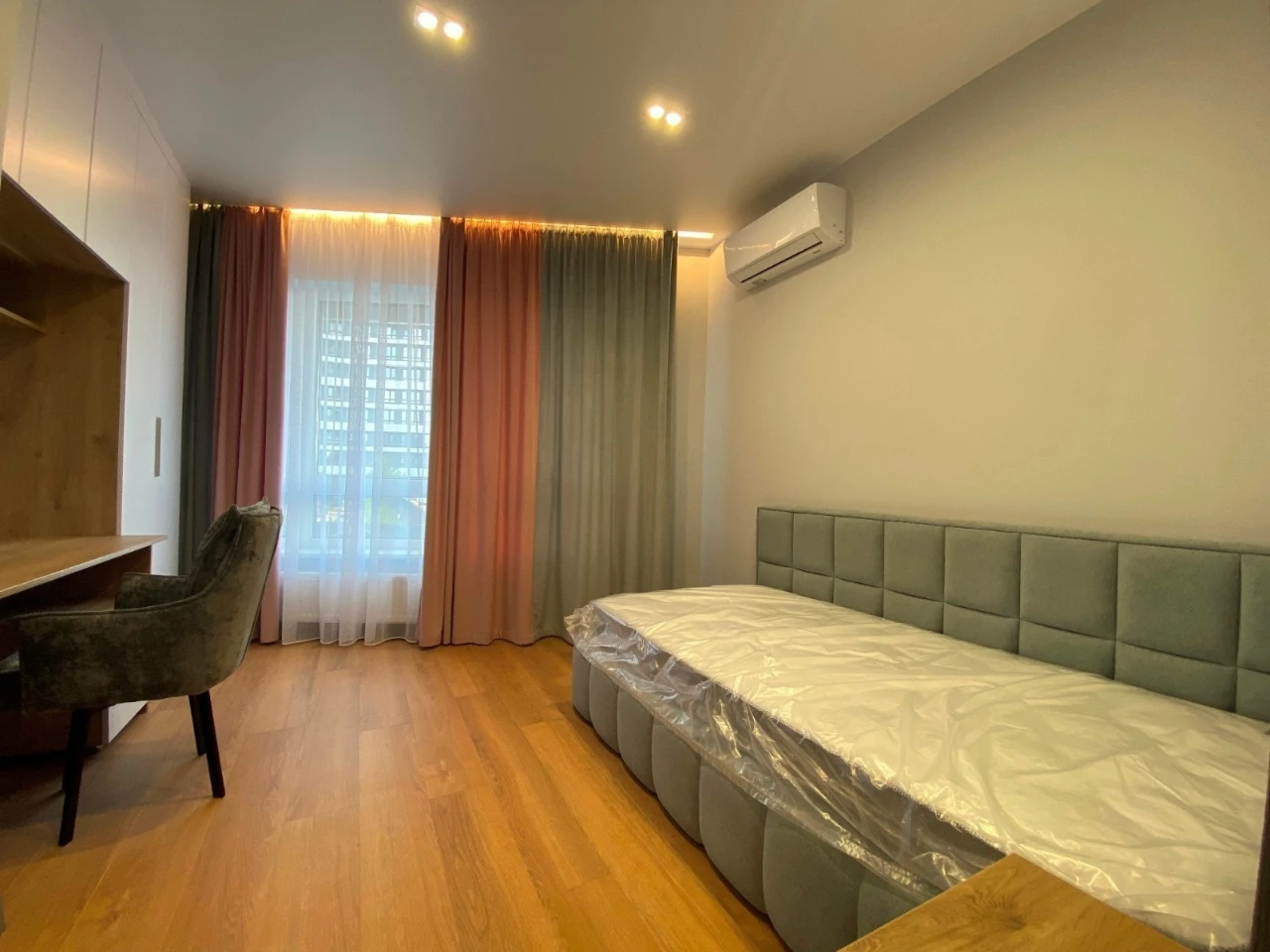 Оренда 3-кімнатної квартири 71 м², ЖК White Lines, Будинок 2