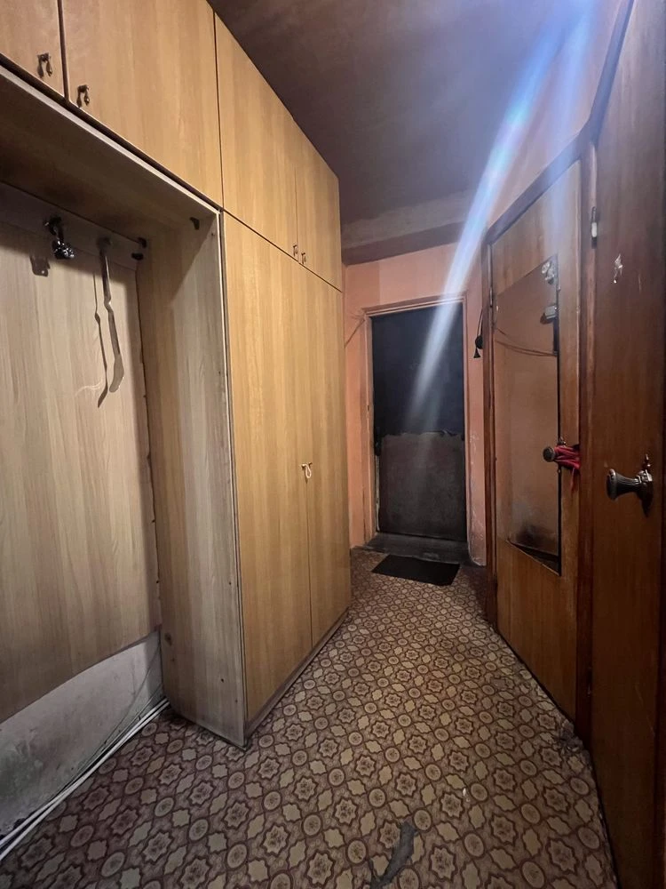 Продам 2-кімн.квартиру 46,4м2 по вул.Левицького,17 ( Лісовий