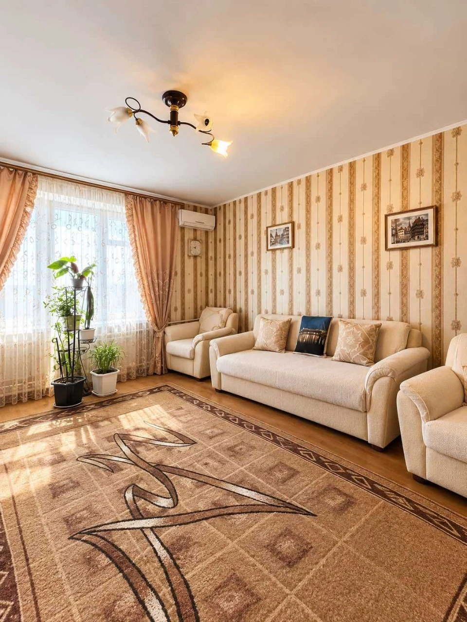 Продам 3 кімнатну малий Проспект Перемоги!
