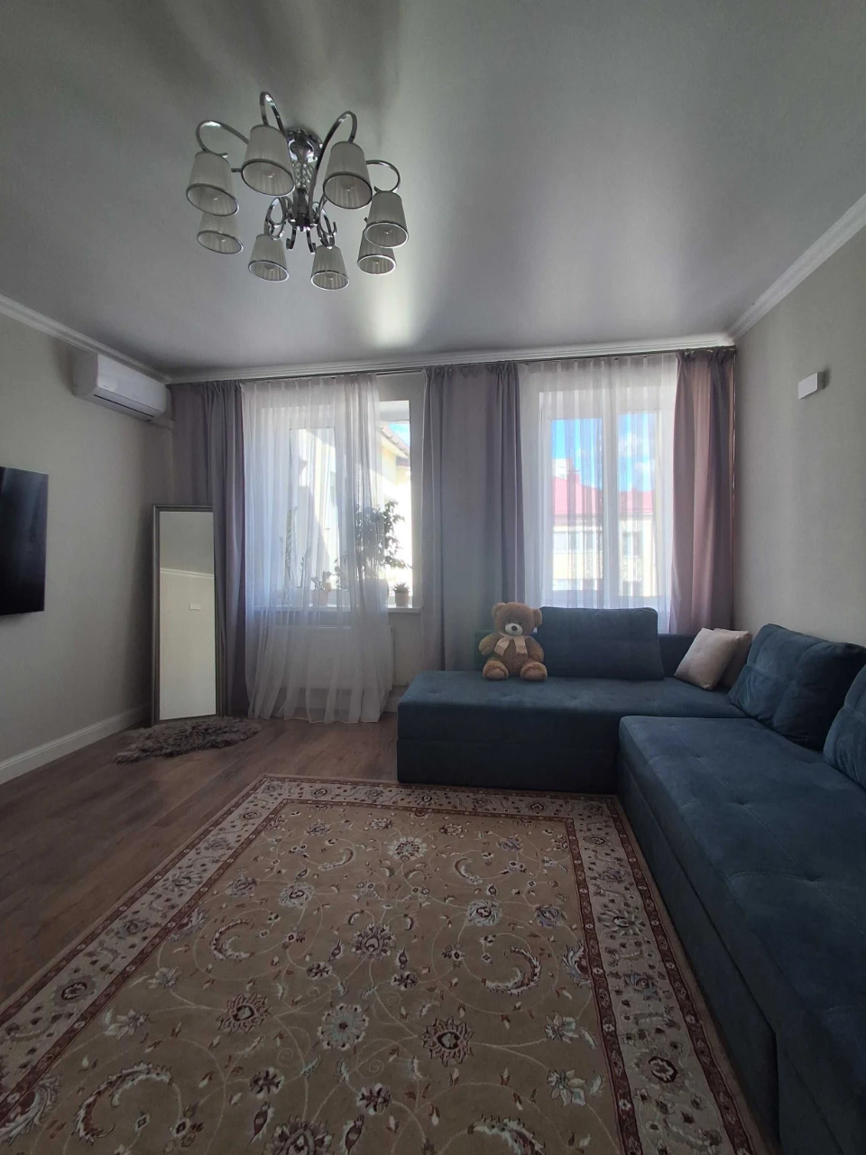 Продам 2 кімнатну квартиру в новому булинку в Центрі!