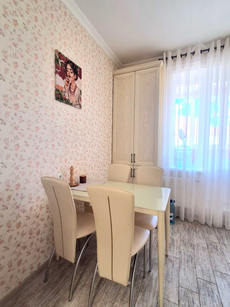 Продам 2 кімнатну квартиру в новому булинку в Центрі!