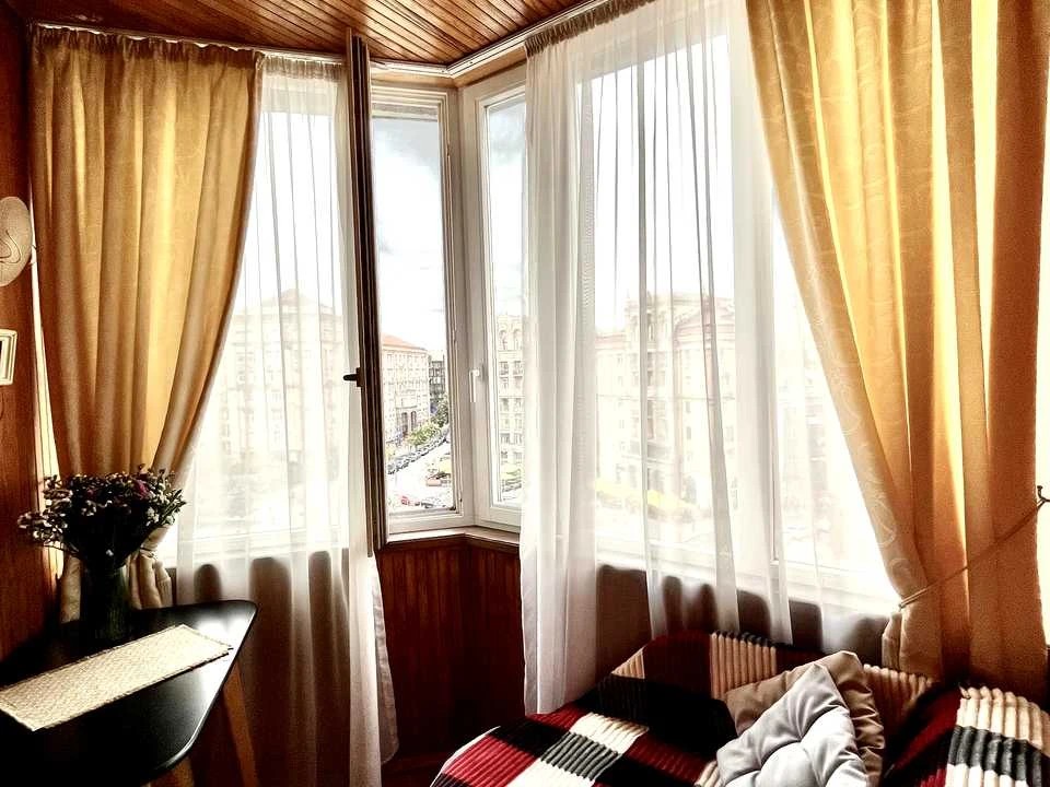 Квартира. Київ, Михайлівська вул.