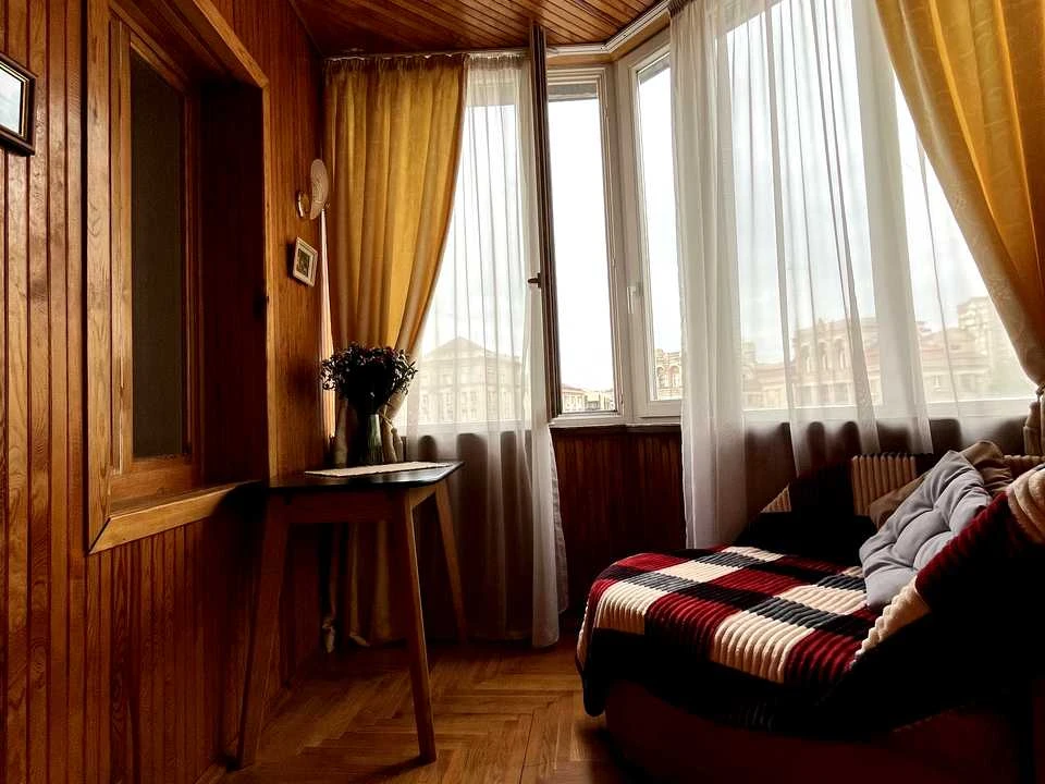 Квартира. Київ, Михайлівська вул.