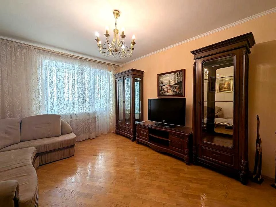 Квартира. Київ, Смілянська вул.