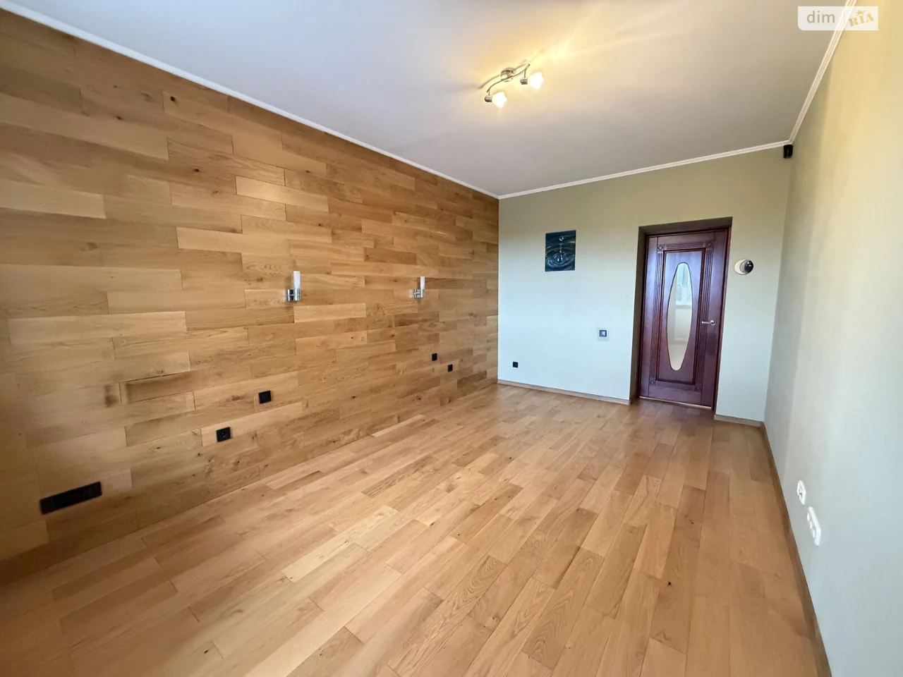 Продаж Квартира Південний