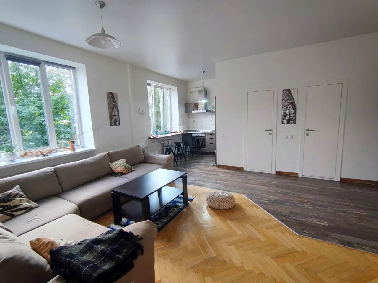 Оренда квартири 3-кімн. 76 м² 3/5 пов.