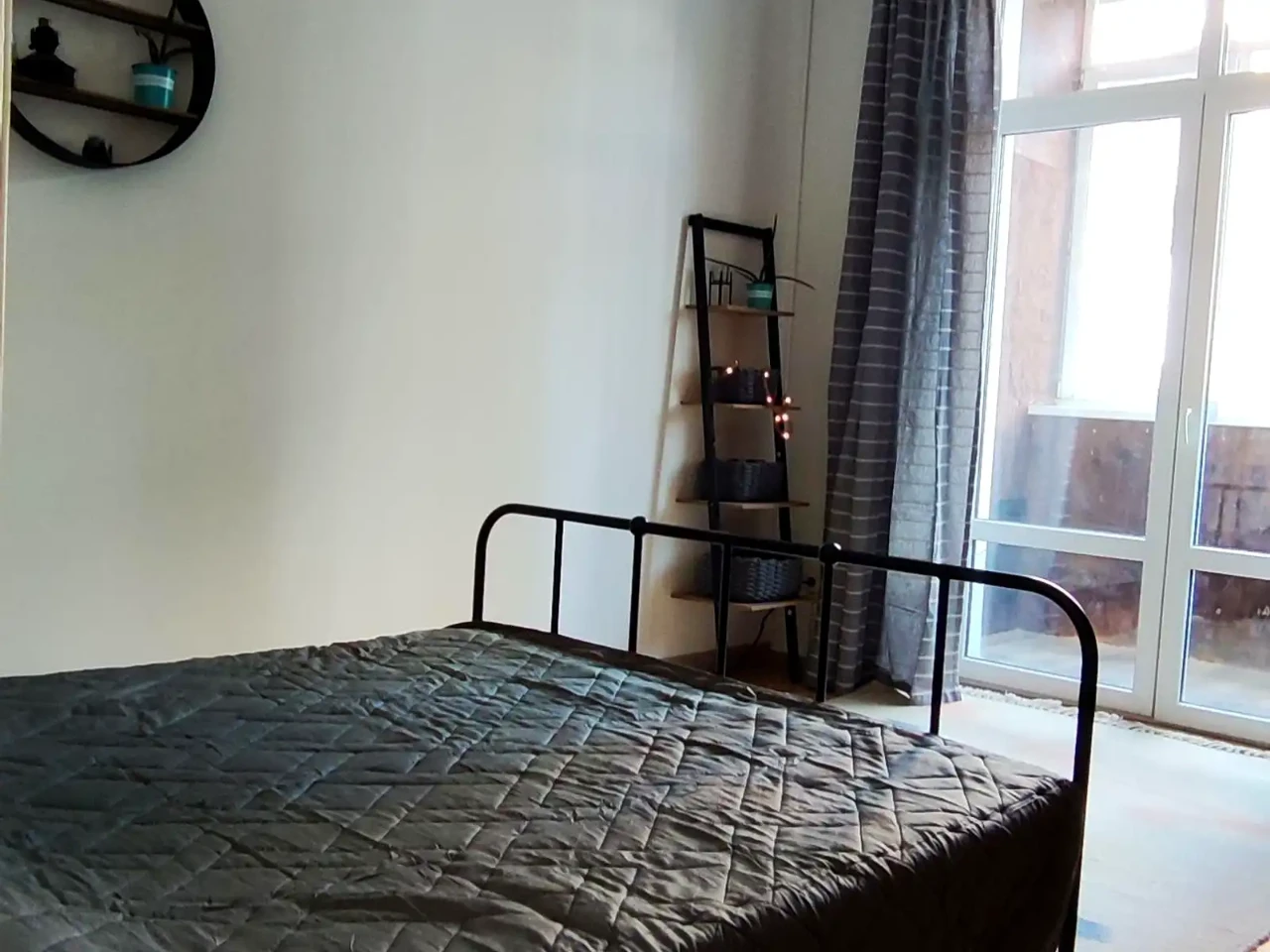 Оренда квартири 3-кімн. 76 м² 3/5 пов.