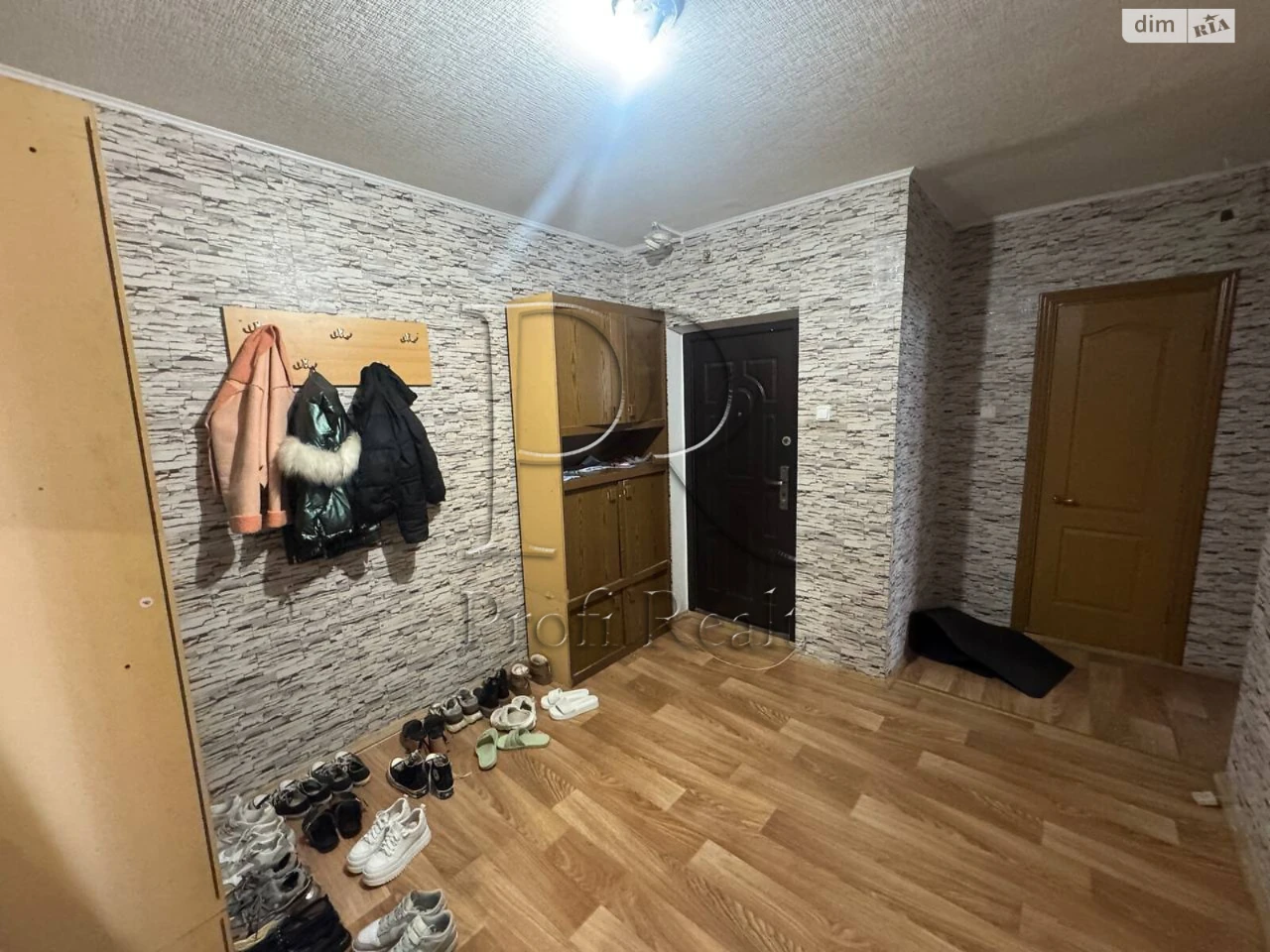 Продаж Квартира Дарницький