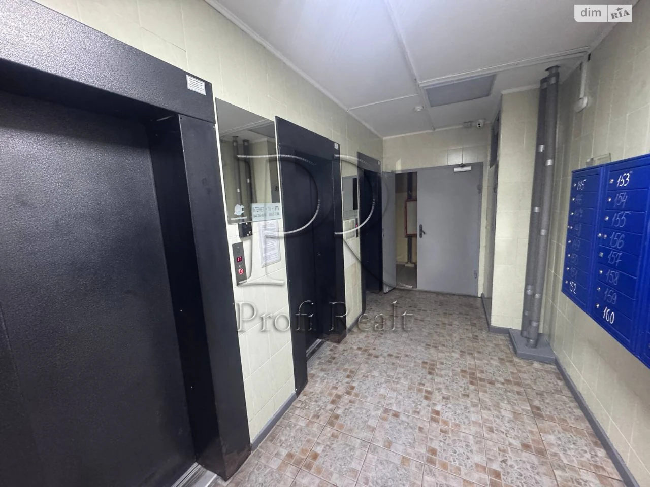 Продаж Квартира Дарницький