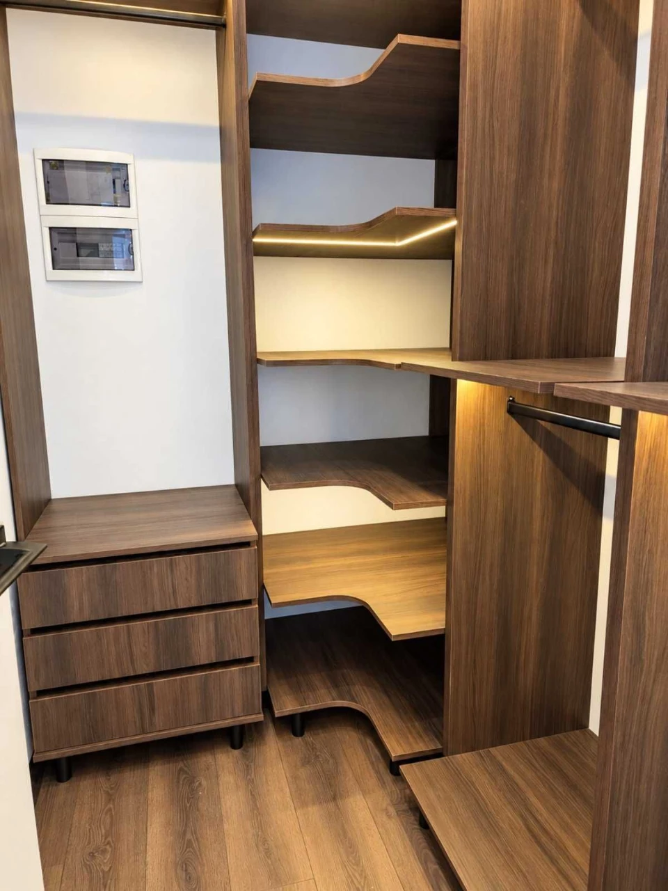 Видова 2к квартира 66,4 м² з дизайнерським ремонтом | ЖК Кня